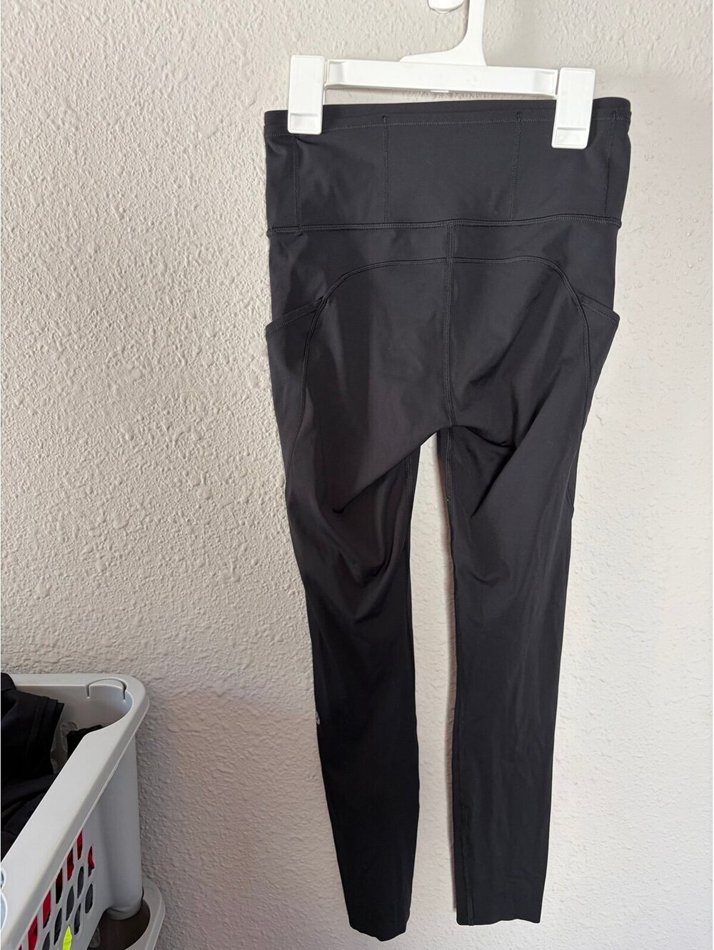 Lululemon Fast & Free 7/8 Tight II *Nulux 25in Black size 4. EUC. $128 retail